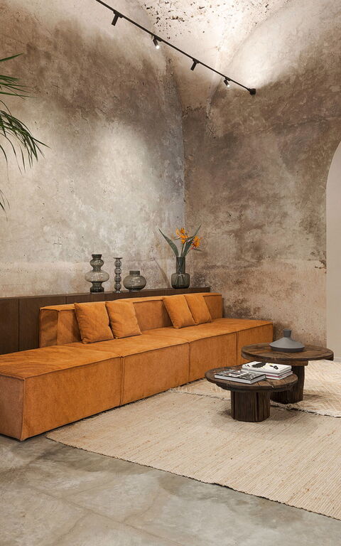 Fiumè: Living Room