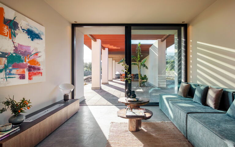 Fiumè: Living Room