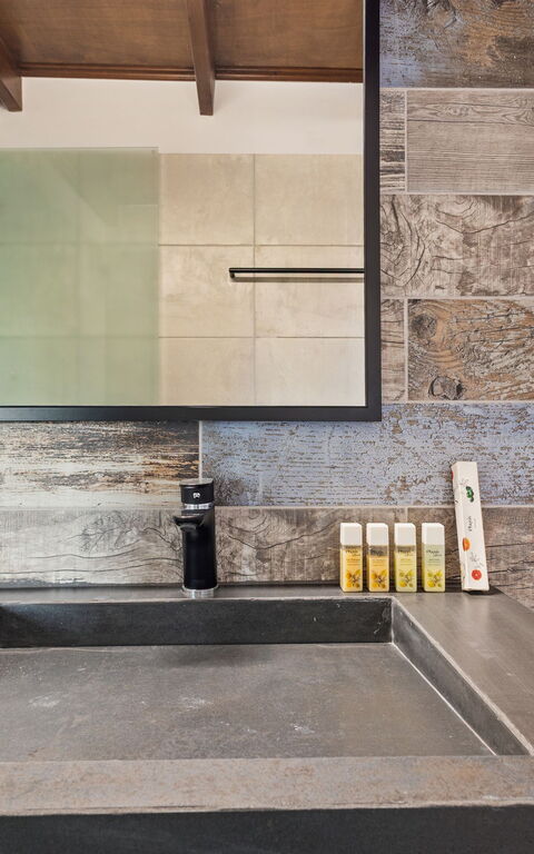 Villa Melia: Bathroom