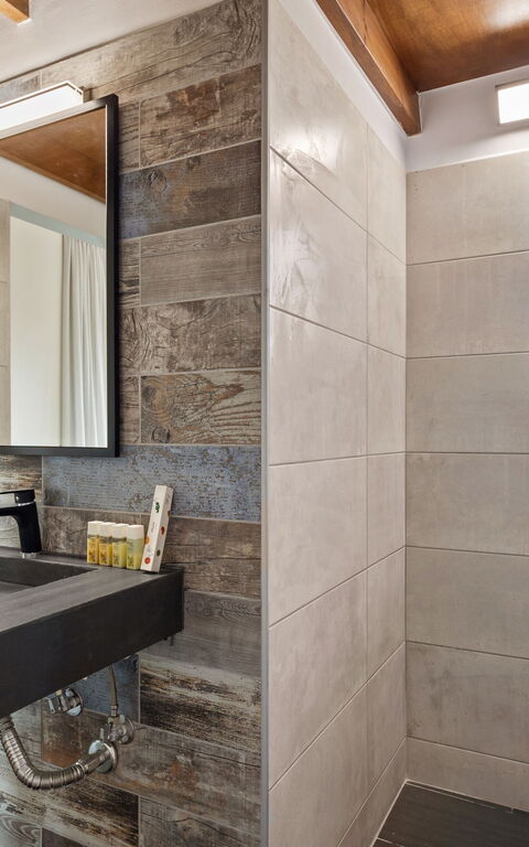 Villa Melia: Bathroom