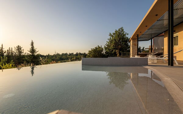 Villa Melia: Building Exterior, Outdoor, Scenic View