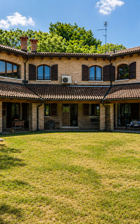 Villa Belvedere San Bartolo: Building Exterior, Garden, Outdoor