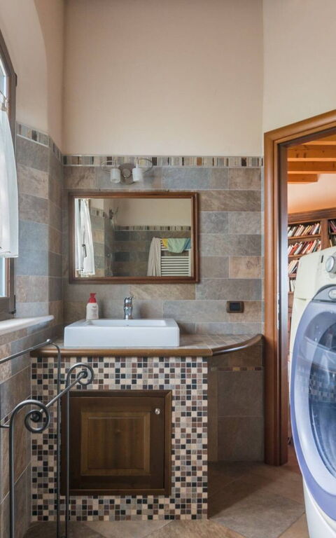 Villa Belvedere San Bartolo: Bathroom