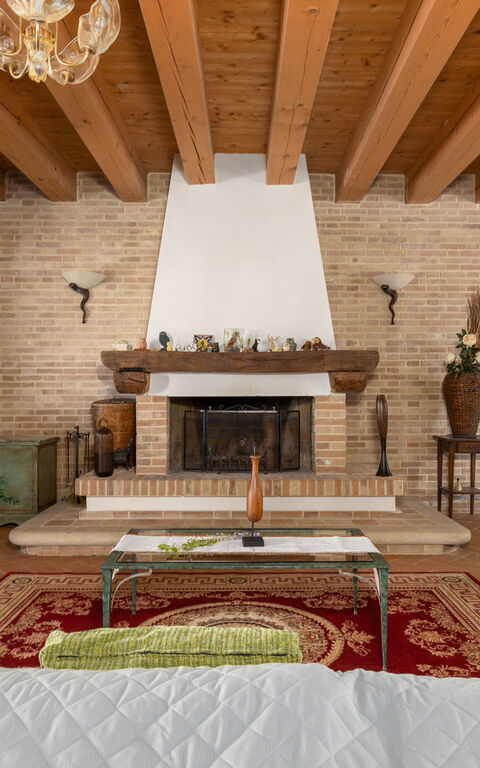 Villa Belvedere San Bartolo: Living Room