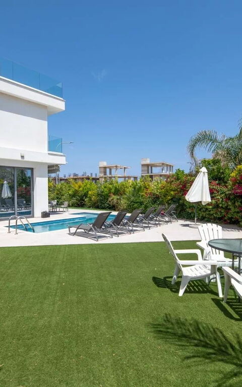 By the Beach - Emerald Seaview Villa: Building Exterior, Garden, Outdoor, Pool