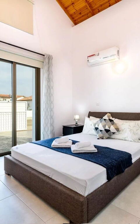 Kymma Seaview #24: Bedroom