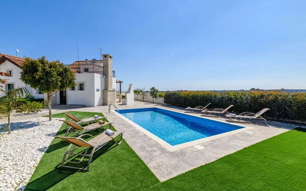 Kymma Seaview #24: Building Exterior, Garden, Outdoor, Pool