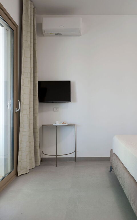 Arabel: Bedroom