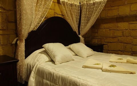 Accommodation Suite Price Elias
