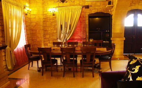 Accommodation Suite Price Elias
