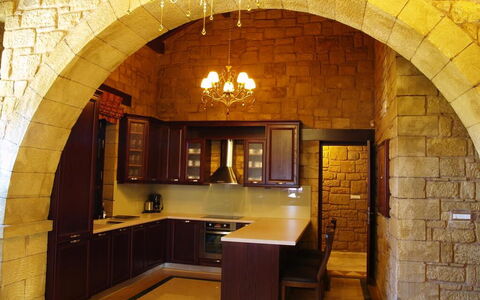 Accommodation Suite Price Elias