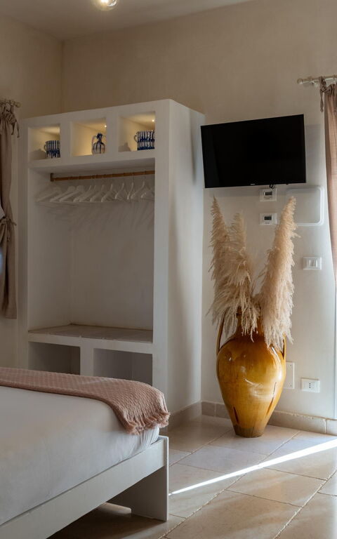 Villa Calanthia: Bedroom