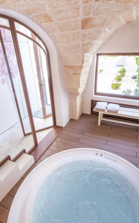 Villa Perla del Mare: Hot Tub