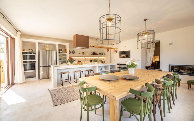 Villa Perla del Mare: Dining Room, Kitchen