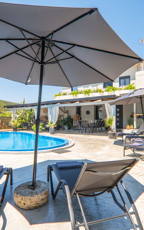 Casa del Miele: Building Exterior, Outdoor, Pool