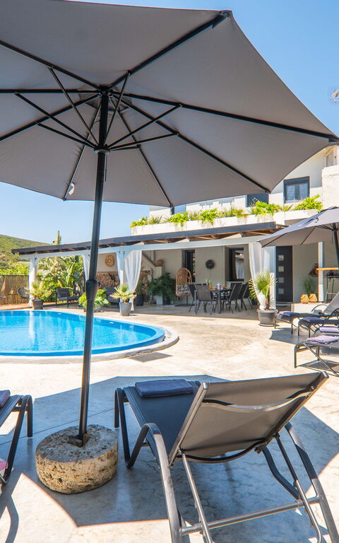 Casa del Miele: Building Exterior, Outdoor, Pool