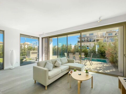 Azure Seaview- Garnet Villa