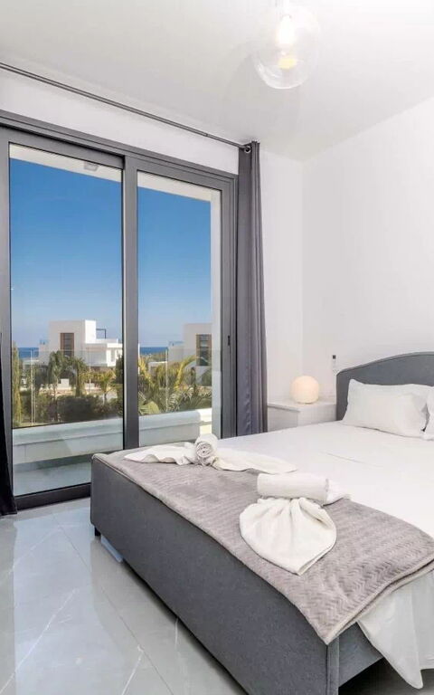 By the Beach - Aura Villa: Bedroom