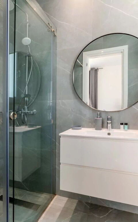 By the Beach - Aura Villa: Bathroom