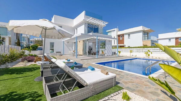 Mylos Lifestyle Seaview Villa #15: Garden, Pool