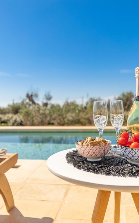 Villa del Cedro: Building Exterior, Outdoor, Pool