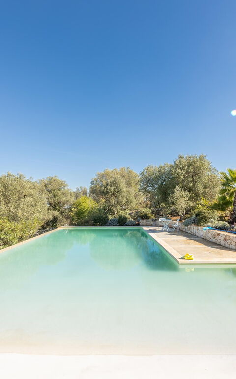 Sentiero della Valle: Bedroom, Building Exterior, Outdoor, Pool
