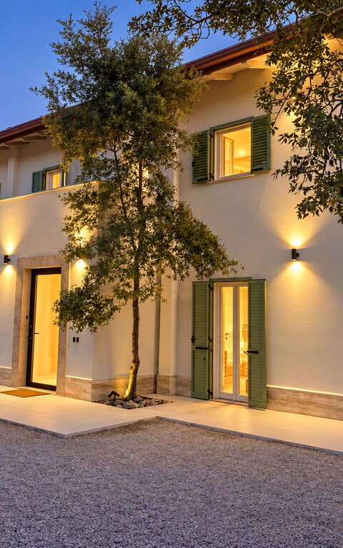 Roc Villa: Building Exterior, Outdoor