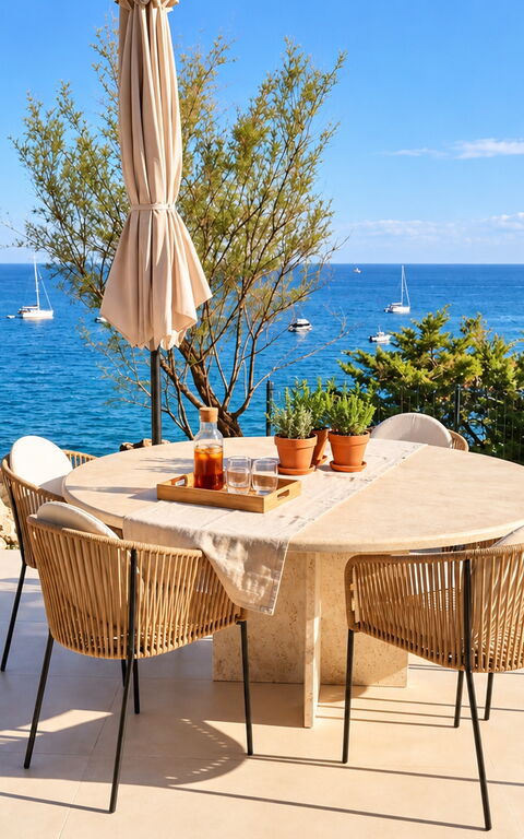 Roc Villa: Building Exterior, Outdoor, Scenic View