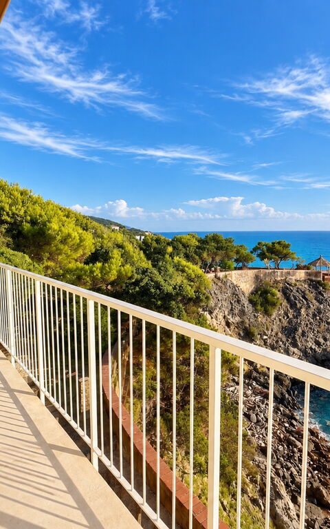 Roc Villa: Balcony / Terrace / Patio, Scenic View