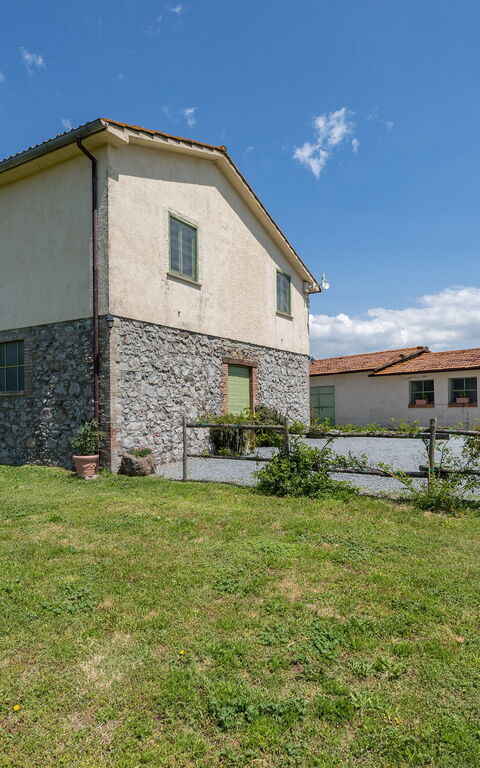 Villa a Casa di Giovanni: Building Exterior, Garden, Outdoor