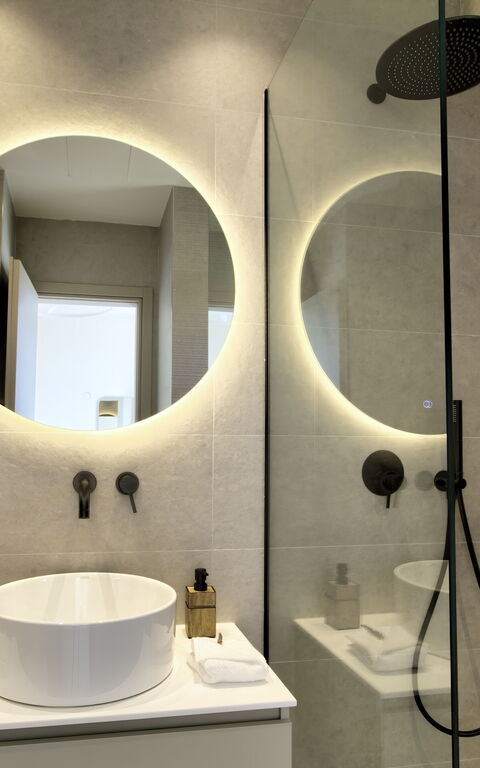Villa Watanave: Bathroom