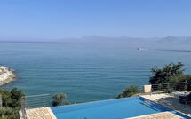 Photo submitted by guest of Beachfront Villa Seasun