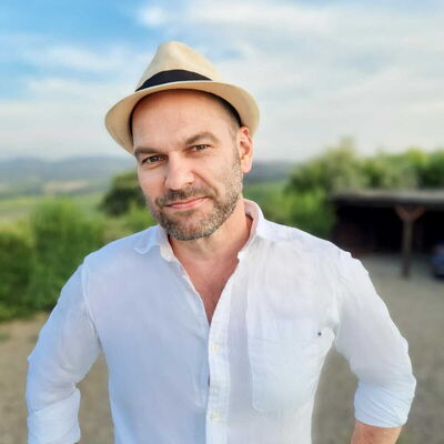 Asbjørn Risøy, Co-Founder & Web Specialist